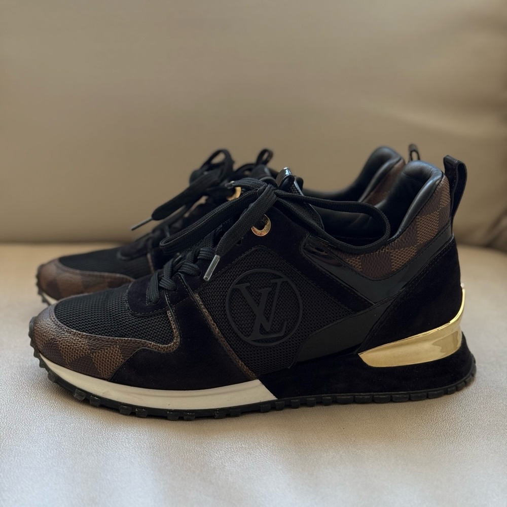Louis Vuitton Women’s Black and Gold Sneakers